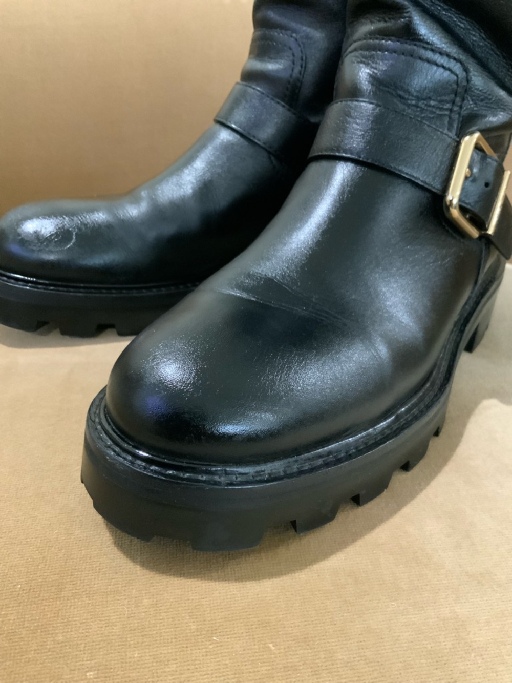 Jimmy Choo Biker Textured Leather Boots sz 39 - Picture 6 of 16